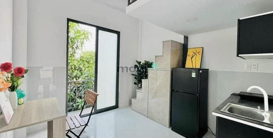 Nhà hàng - Khách sạn: Cho thuê căn hộ có gác ở Phạm Phú Thứ, quận 6