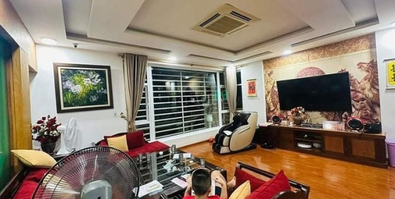 Bán nhà riêng: Bán Nhà Mặt Ngõ 178 Thái Hà, Đống Đa, Dt 65m2 xây 5 tầng, Giá 15,