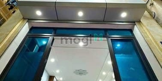 Bán nhà riêng: Bán Nhà Phân Lô Láng Hạ, Quận Đống Đa, Dt 42m2 x 6 tầng, Mt 4,3m