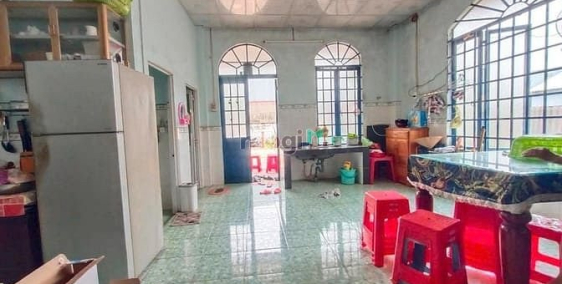 Bán nhà riêng: Bán Đất Tặng Căn Nhà Phường Hóa An 210m2 .SHR . 1Tỷ3