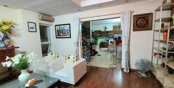 Bán nhà riêng: Bán nhà 3 tầng x 145m2, mặt phố Định Công Thượng, giá 45 tỷ