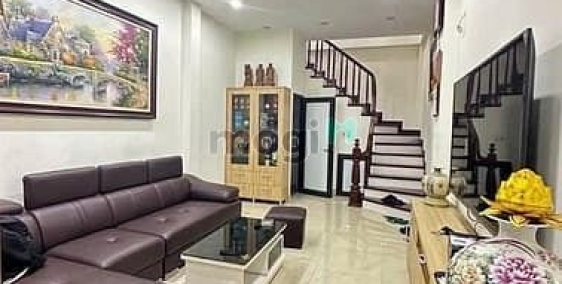 Bán nhà riêng: Nhà Đẹp Nguyễn Văn Trỗi  , 48m2 , Giá hơn 7 Tỷ , Lo góc , 3 Thoán