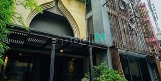 Bán nhà riêng: SIÊU PHẨM ngang 11m!Bán MT Đ. Phan Xích Long, Q.PN – 5 tầng chỉ 1