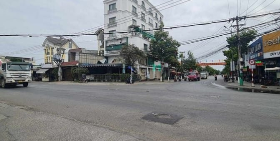 Bán nhà riêng: Giảm 4 tỷ ,Bán tòa nhà Building , 2 Mặt Tiền , 270m2 , 6 tầng , D