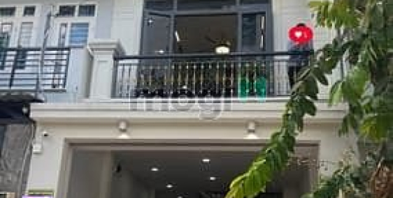 Bán nhà riêng: Hơn 5 tỷ - nhà 1 trệt 3 lầu full nội thất luxury cạnh vinhome gra