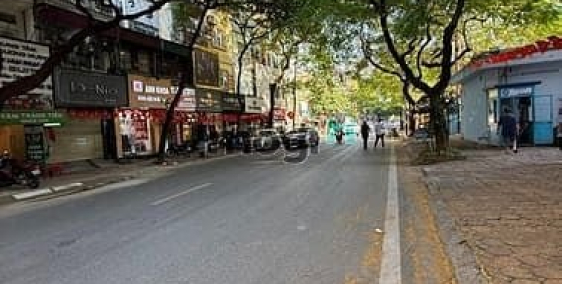 Bán nhà riêng:  MẶT PHỐ NÚI TRÚC – TRUNG TÂM BA ĐÌNH – Dòng tiền ổn định – Nhà 