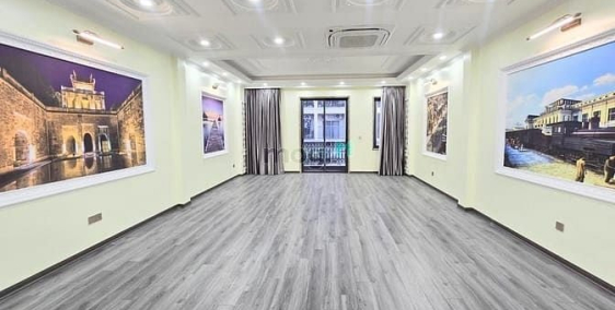 Bán nhà riêng: Bán nhà phố Lâm Hạ 70m2- mặt tiền đẹp- 7T, ô tô , thang máy, nội 