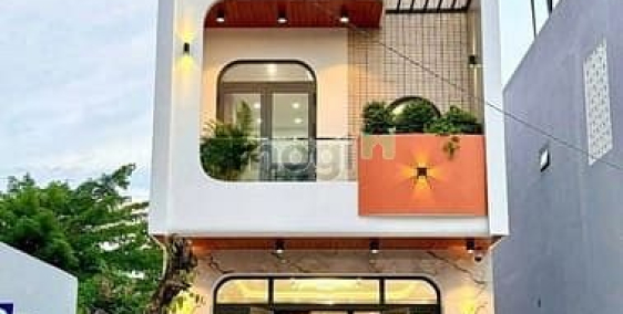 Bán nhà riêng: Nhà 2 lầu bán ngộp giá 2,6 tỷ full nội thất ngay TT Thủ Dầu Một