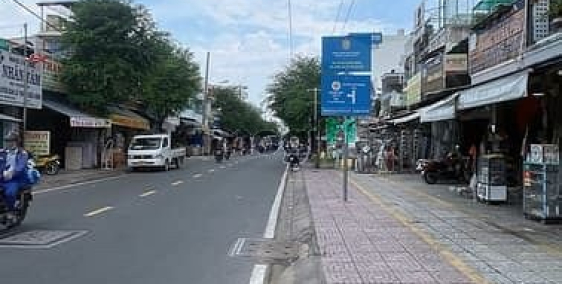 Bán nhà riêng: Quận 8 bán mặt tiền kinh doanh, 80m2, gần Quận 1,Quận 5,Quận7, 11