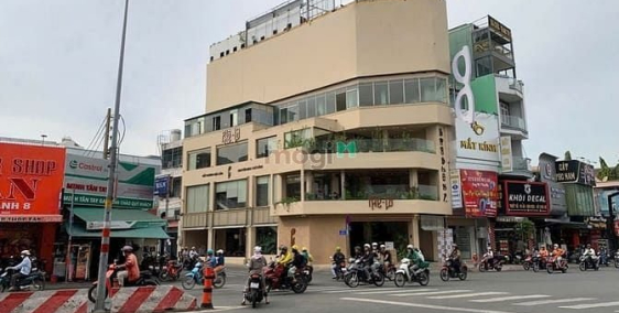 Bán nhà riêng: Cần bán gấp Góc 2 Mặt Tiền Lê Trọng Tấn, 9x20m, 6 lầu HDT 165tr- 