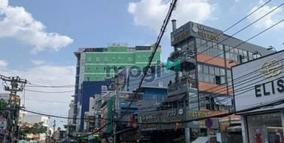 Bán nhà riêng: Bán nhà 449B Lê Quang Định 225 triệu/m2 DT 7.5x32 CN246mét nở hậu