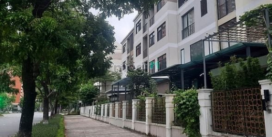 Bán nhà phố dự án: Liền kề phân lô Ngoại giao đoàn - Gần công viên - 29 tỷ