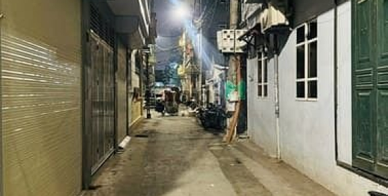 Bán biệt thự: Lac Long Quân – Ô TÔ – KD – 77 M2 – 4 Tầng – MT 5.2 M – Giá 20.4 T