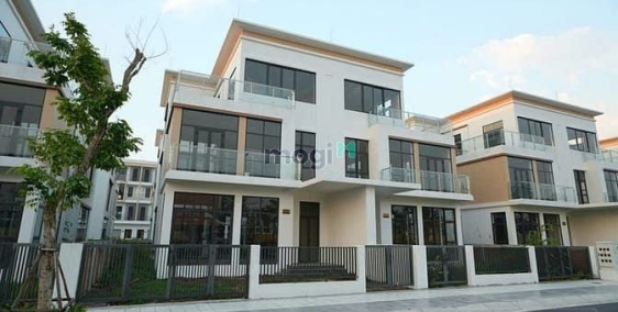 Bán nhà phố dự án: Bán giá cực Tốt căn Biệt thự song lập ngay trường liên cấp FP