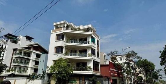 Bán biệt thự: Bán gấp nhà 5 tầng khu TDC Việt hưng, Lô góc, Đường 17m, Giá 13.x 