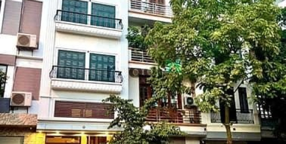 Bán biệt thự: Bán nhà 5 tầng TĐC Giang Biên, vỉa hè kinh doanh dt 60m2 mt 5m