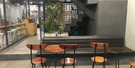 Bán nhà phố dự án: Nhà bán đường Phan Trung đang cho thuê hơn 1 tỷ/năm; 232m2 gi