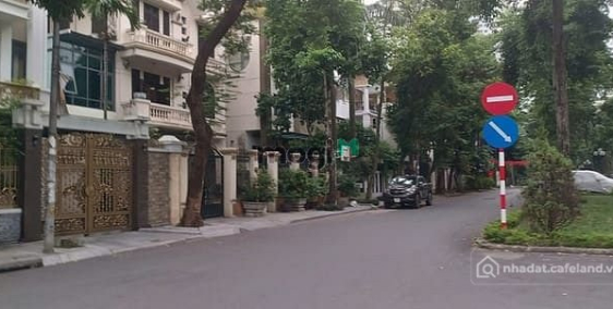 Bán nhà riêng: Biệt thự 5 tầng x 256m2 Đặng Xuân Bảng, Linh Đàm giá 54 tỷ