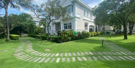 Bán biệt thự: Cập nhật giá bán biệt thự CHATEAU Phú Mỹ Hưng Quận 7