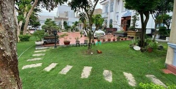 Bán biệt thự: Giảm 4 tỷ , Biệt Thự vườn , 1300m2 , 2 tầng , Siêu đẹp Siêu Vip