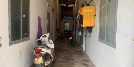 Bán nhà riêng: NHÀ TRỌ 8 phòng ngay CHỢ Nơ Trang Long