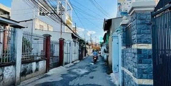 Bán biệt thự: Nhà P.Hoà Bình cũ ( Trấn Biên) 58m2 kiêng cố 2 tấm đường xe hơi 3,