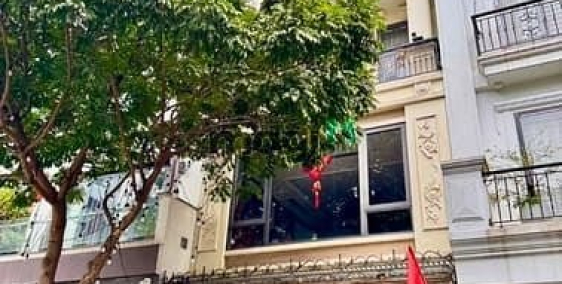 Bán nhà riêng: Bán nhà 5 tầng thang máy Khu đấu giá Việt Hưng, Dt 80m2 mt 4.5m