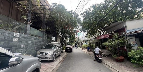 Bán nhà phố dự án: Chính Chủ Bán Nhà Mặt Tiền Đường 62, Thảo Điền, Quận 2