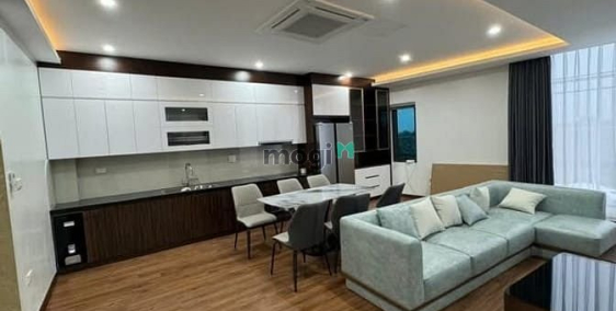 Bán nhà riêng:  Nhà đẹp như mơ – MẶT PHỐ, Ô TÔ VÀO TẬN NHÀ, giá dễ thương !