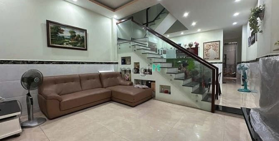 Bán nhà phố dự án: Nhà mặt tiền đường 30m Lê Đức Thọ 151m2 ngang 5.1m 4 lầu KD đ