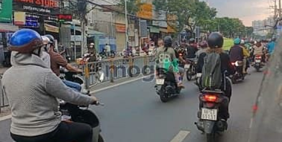 Bán biệt thự: Nhà mặt tiền Huỳnh Tấn Phát, TT N.bè. Ngang rộng nở hậu. 88 tr/m2