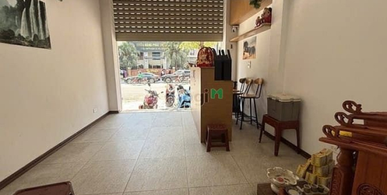 Bán biệt thự: Siêu đẹp | Mặt phố Cát Linh | 30m2 X 7 tầng | MT 3.8m | Giá chỉ 24