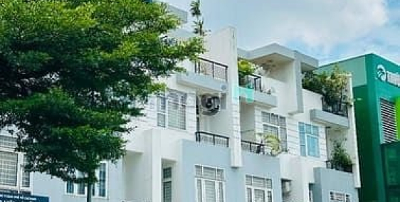 Bán biệt thự: Bán Nhà mặt tiền đường Huy Cận, KDC Gia Hoà 100m2 giá 18 tỷ SHR