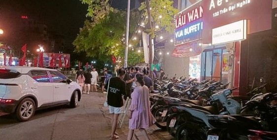 Bán nhà riêng: Bán mặt phố Trần Đại Nghĩa- Ngay ngã tư- Kinh doanh sầm uất- 352m