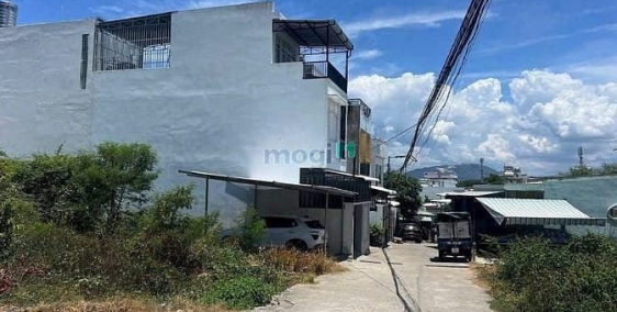 Bán biệt thự: BÁN NHÀ MT kinh doanh-DT84m2-2tầng-3PN-vĩnh Hoà-Nha Trang-chỉ 3ty5