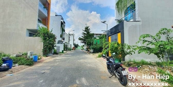 Bán nhà riêng: Bán nhà trục chính hẻm 68 DIAMOND TOWN Bưng Ông Thoàn, Phú Hữu, Q