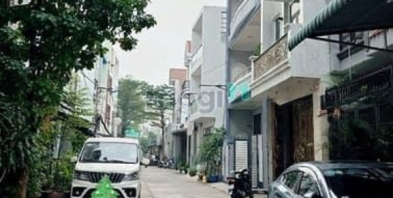 Bán nhà riêng: Nhà Hẻm Thông Xe Hơi 8M THẠCH LAM DT 4x15m 3 TẦNG + ST 4PN Gía 7.