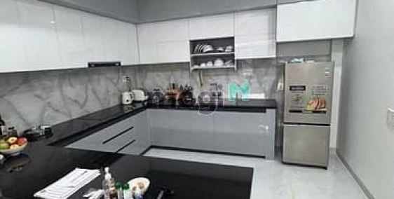 Bán nhà riêng: Nhà Hẻm Nhựa 10M Thông Xe Hơi LŨY BÁN BÍCH 4.3X18M 3 TẦNG ST GIÁ 