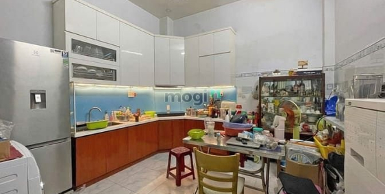 Bán nhà riêng: Sở hữu nhà giá tốt hẻm 5m đường Gò Dầu, 42m2, 2 lầu. Giá: 6.5 tỷ