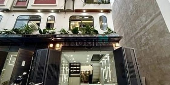 Bán nhà riêng: Nhà mới đường xe hơi, DT:4x17M, Lửng, 3Lầu, 4PN, Gara ôtô, P.thờ,