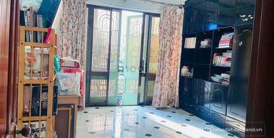 Bán nhà riêng: Bán nhà HXH 7m Lạc Long Quân Q.Tân Bình - 65m2 - 4pn 4wc - giá 9,