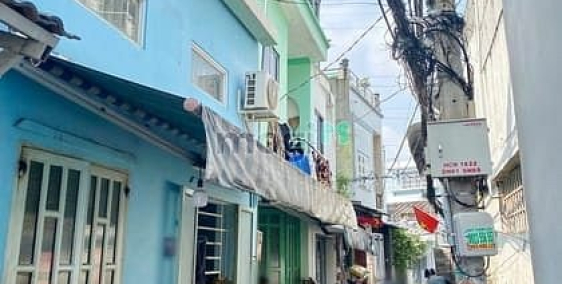 Bán nhà riêng: Chính chủ bán gấp nhà trệt lửng hẻm 1206 Huỳnh Tấn Phát, Quận 7