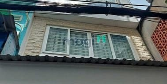 Bán nhà riêng: Nhà TÔ HIẾN THÀNH, P.15, Q.10  DT: 3 × 10m (30m²)