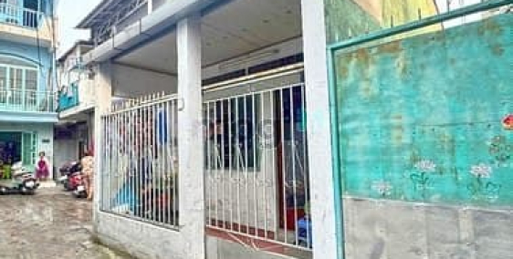Bán nhà riêng: Nhà trệt lửng tiện xây mới 4.1x12m hẻm 270 Huỳnh Tấn Phát, Quận 7