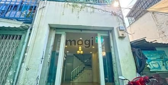 Bán nhà riêng: Bán nhanh nhà 2 lầu mặt tiền hẻm 116 Huỳnh Tấn Phát, Quận 7