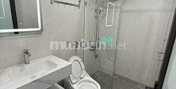 Bán nhà riêng: Nhà đẹp long lanh ngõ Nguyễn Chính, HM giá 9.6 tỷ, 40m2x5T, thang