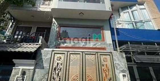 Bán nhà riêng: Tòa nhà VP Thoại Ngọc Hầu, 68m2, 4x17m, 6 tầng có thang máy,kinh 