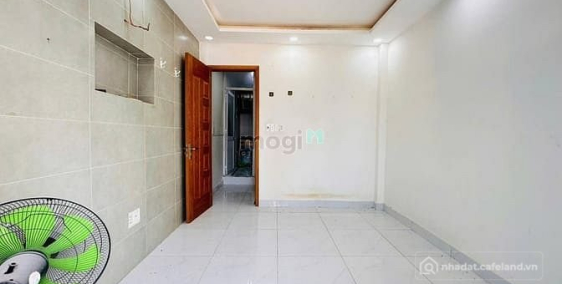 Bán nhà riêng: Chính chủ bán nhà Tạ Quang Bửu Q.8 - 3,2m x 8m giá chỉ 3,7 tỷ