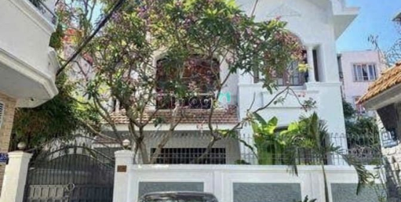 Bán nhà riêng: Căn Biệt Thự Không Gian Sống Đẳng Cấp - Mức Giá Bình Dân Trong Lò