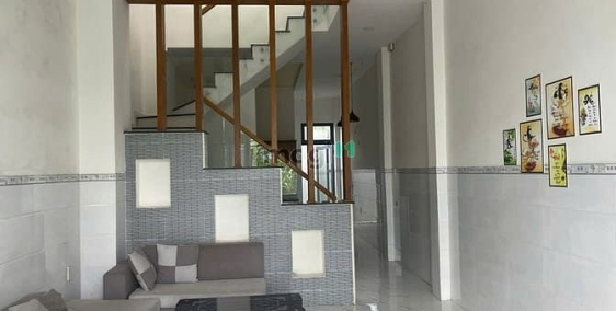 Bán nhà riêng: Nhà 1 Trệt 1 Lầu, DT 64m2, 2PN, Đường 8 Lò Lu Gần VinHomes